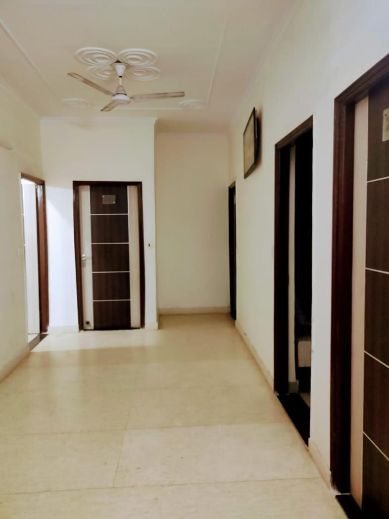 Hotel Diamond New Delhi Exterior photo